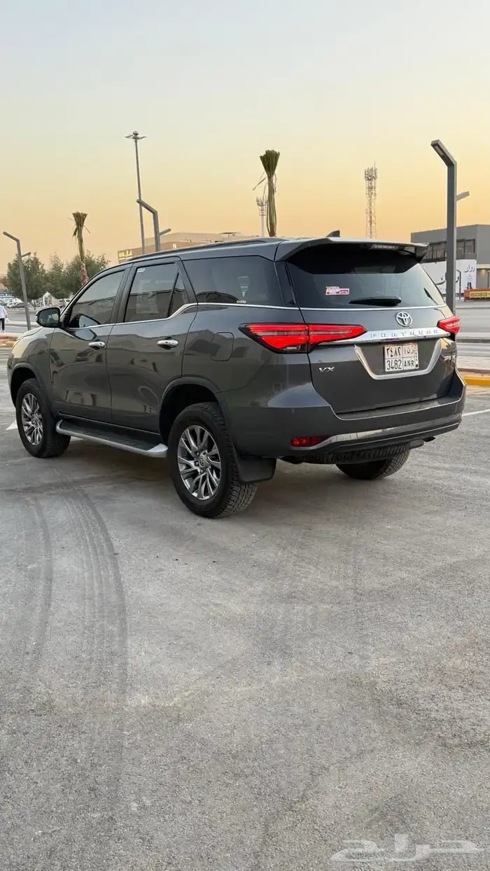 فورتشنر 2025 v6فل كامل سعودي عداد12 6