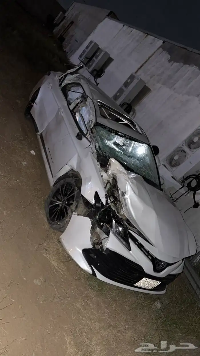 كامري 2019 هايبرد مصدوم 13