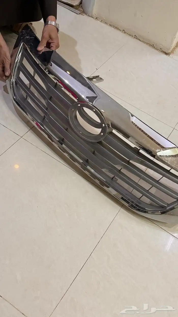 شبك هايلكس عادي ماهو دفرنسين سبب البيع وجود غيره 0