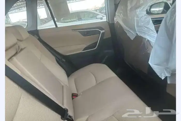 تويوتا راف فور دبل بدون دبل اقساط فقط 1