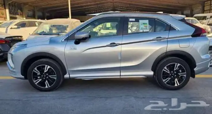 ميتسوبيشي اكليبس كروس GLS - HL موديل 2025 3