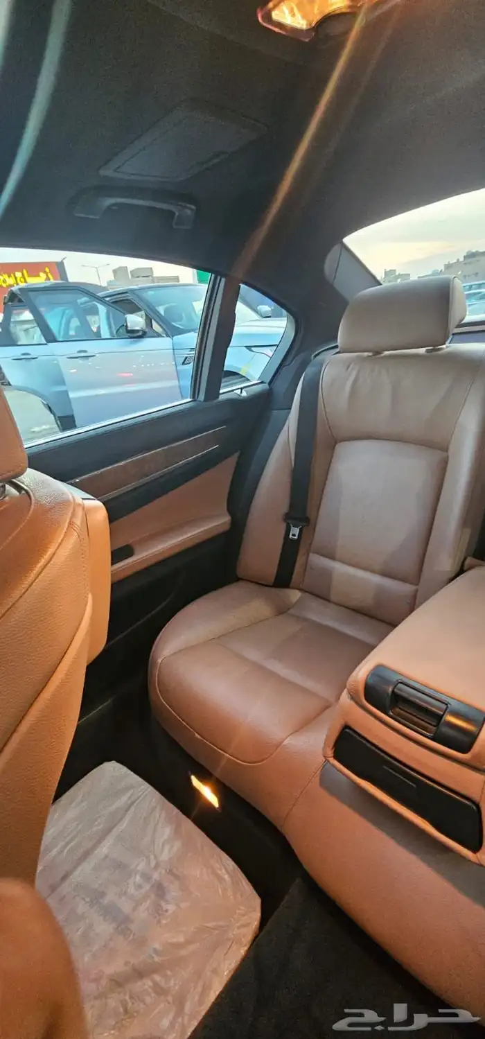 بي ام دبليو 20010 5