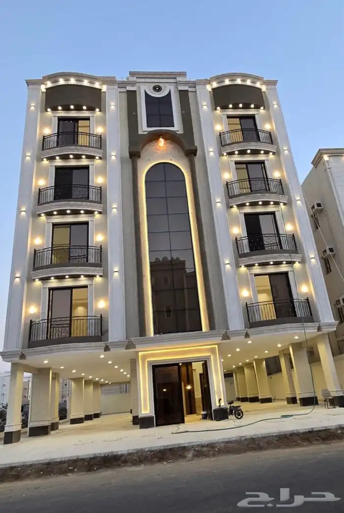 شقق تمليك فاخره vip بحي السويس 12