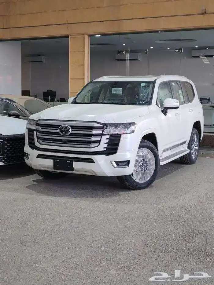 لاندكروزر جي اكس ار GXR L3 بنزين سعودي 2025 لدى الحسن 0