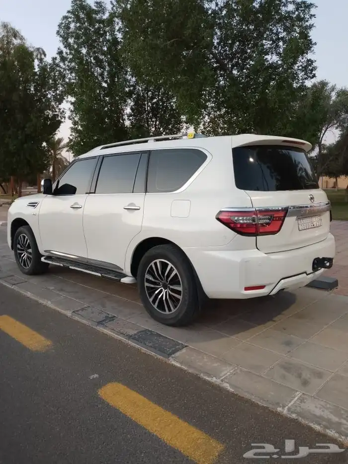 للبيع باترول 2010 1