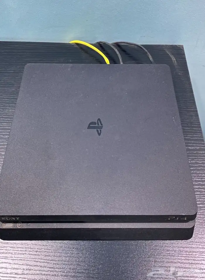 للبيع بلايستيشن 4 0