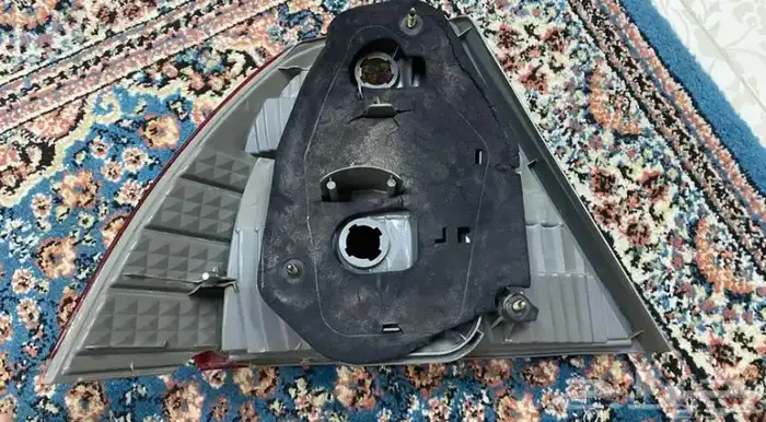 اسطب كورولا اصلي 2