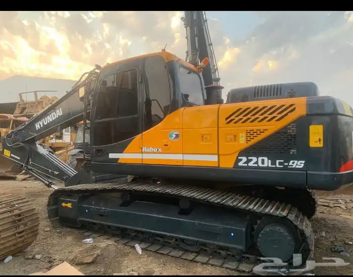 للبيع بوكلين بسعر ممتاز 0