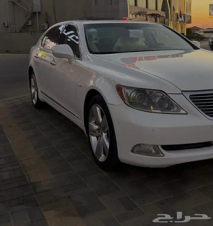 لكزس LS460 مديل2008 قمه النظافه 11