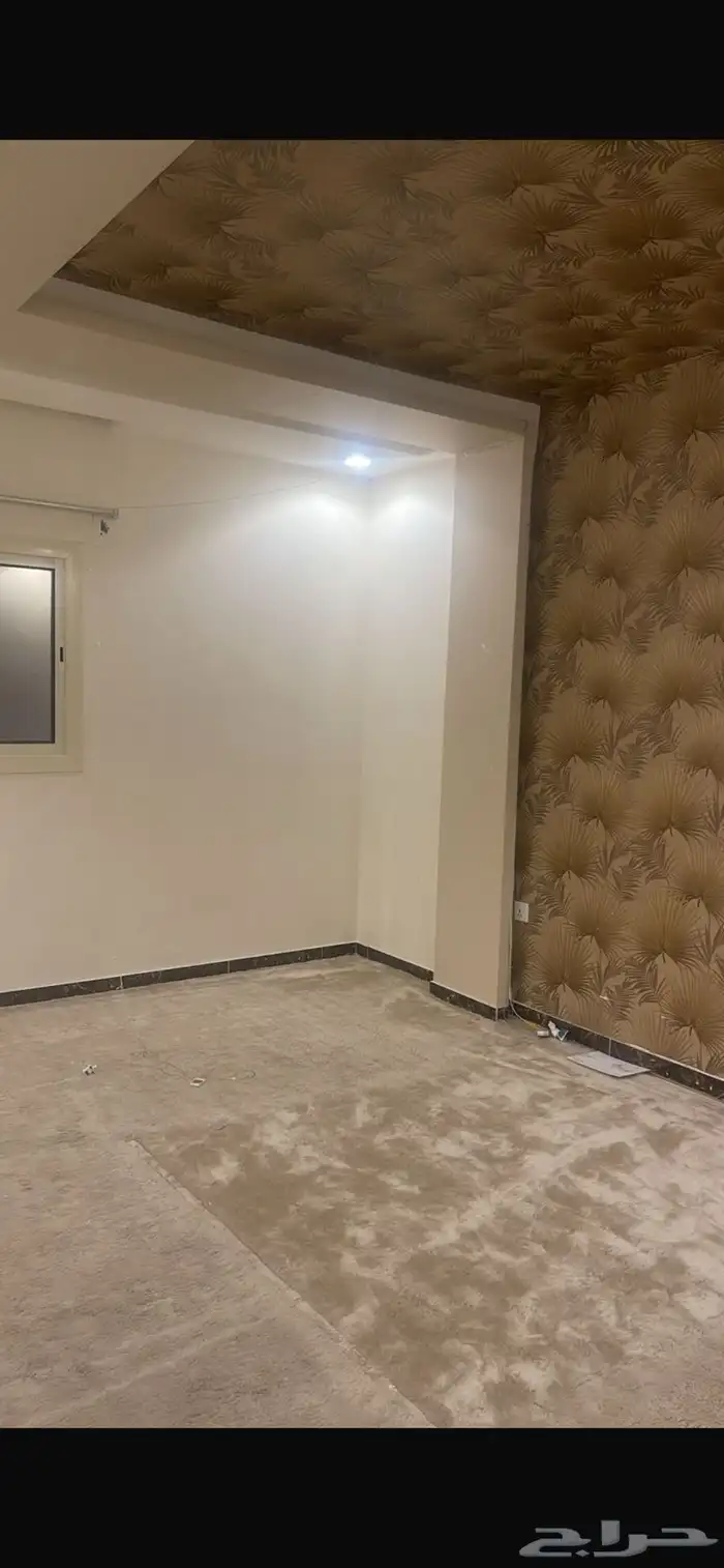 شقة 3غرف خلف شاورمر البيعة 4