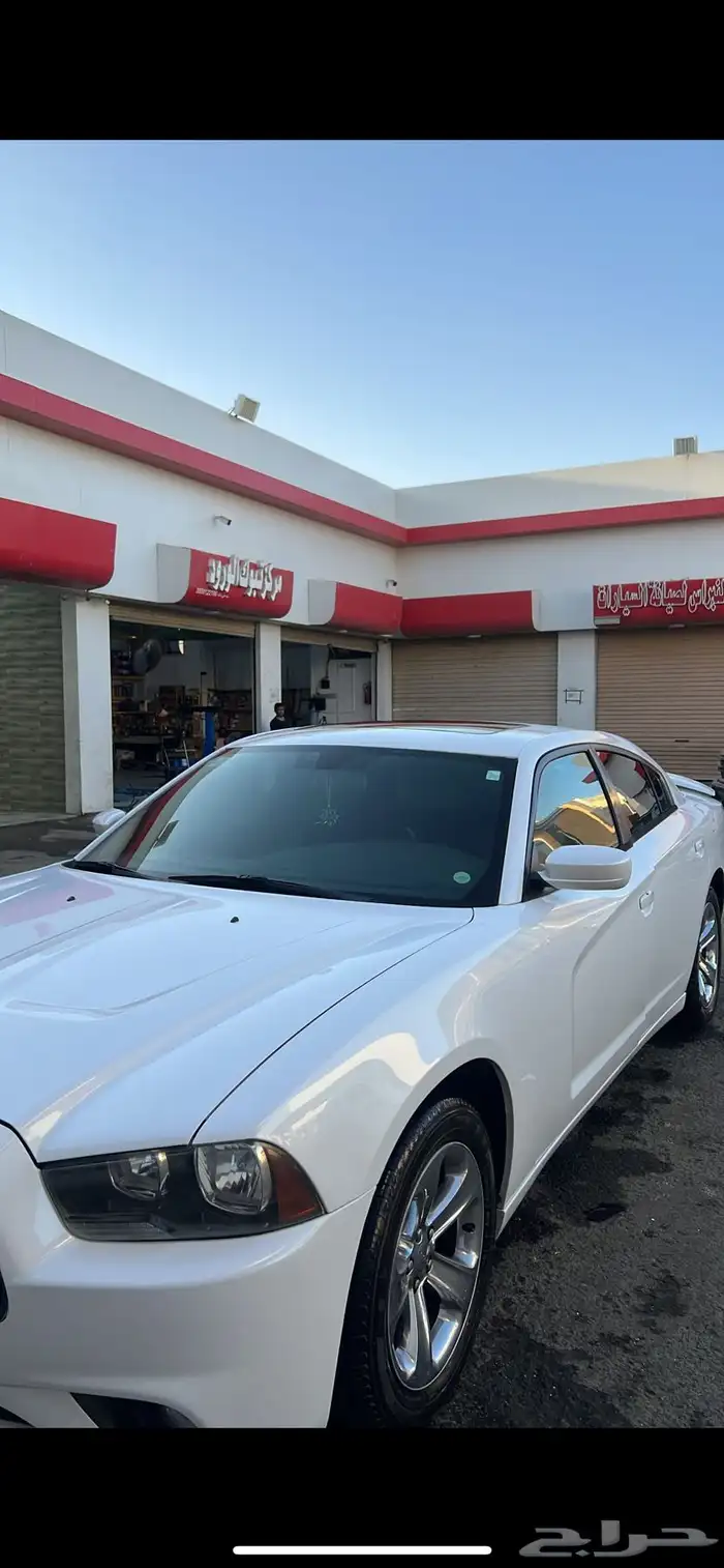 دوج تشارجر 2014 بودي بلد فيه دقه بسطه في باب الراكب واضحه 17