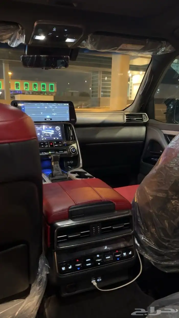 للبيع لكزس lx600 اف سبورت 11