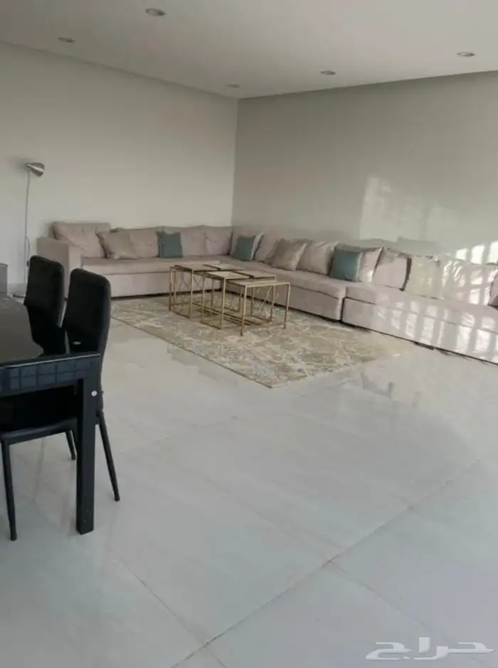 للبيع استراحه بحي الرمال بالرياض 3