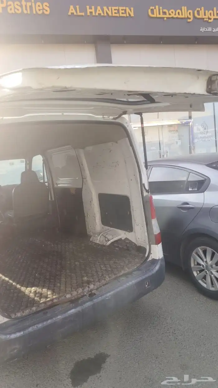 باص بضاعة ديهاتسو للايجار الشهري 7