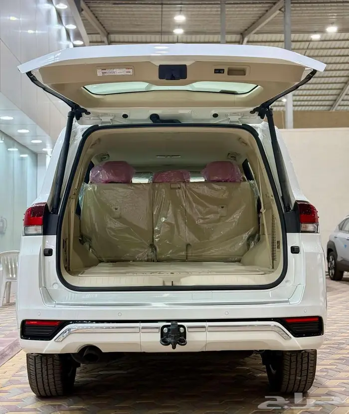 تويوتا لاندكروزر موديل 2025 - L4 بسعر 310650 19