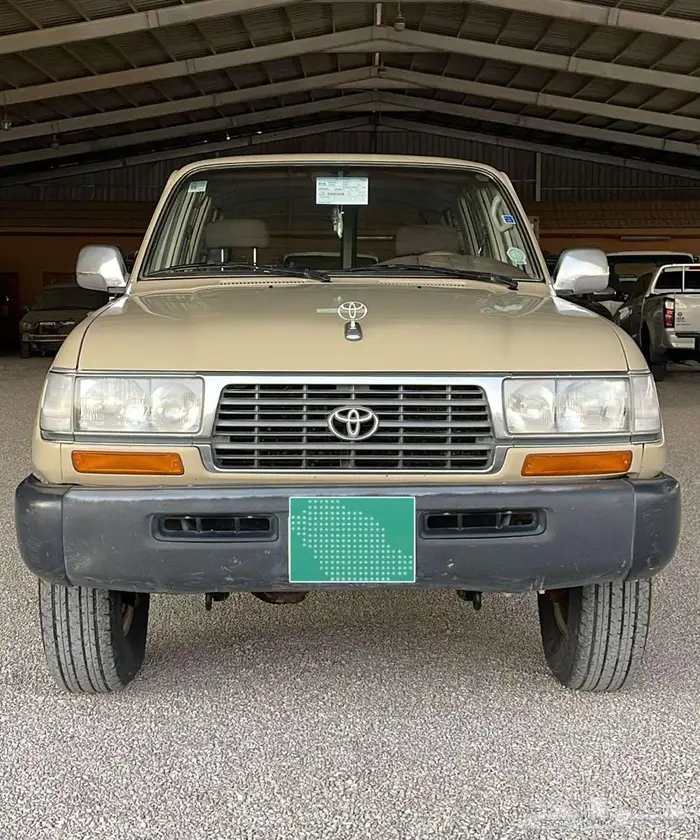 تويوتا لاندكروزر في اكس ار 6 سلندر دبل قير عادي 1996 0