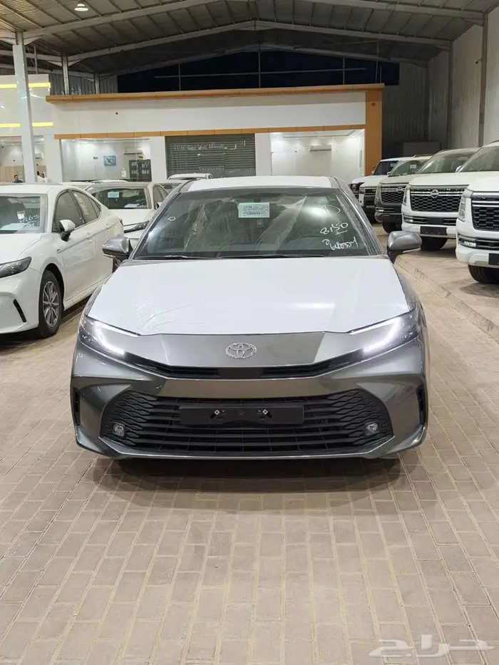 تويوتا كامري ( E-LE ) بنزين 2025 سعودي ( اقل سعر ) بطاقه 19