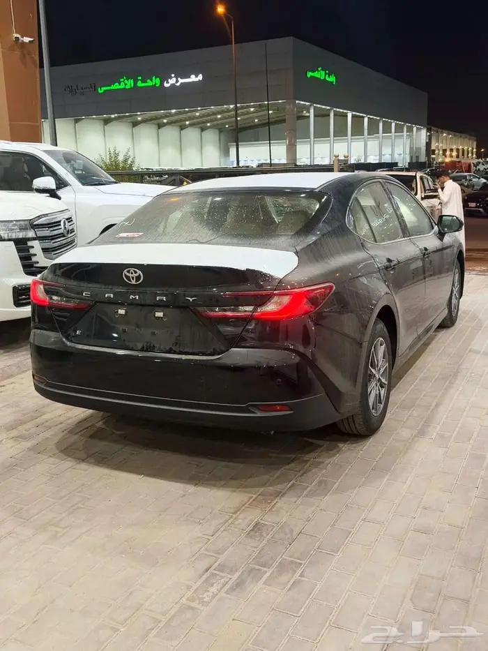تويوتا كامري ( E-LE ) بنزين 2025 سعودي ( اقل سعر ) بطاقه 29