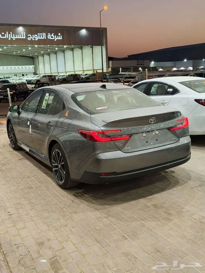 تويوتا كامري (E-EL ) هايبرد - 2025 - سعودي - بطاقة 12