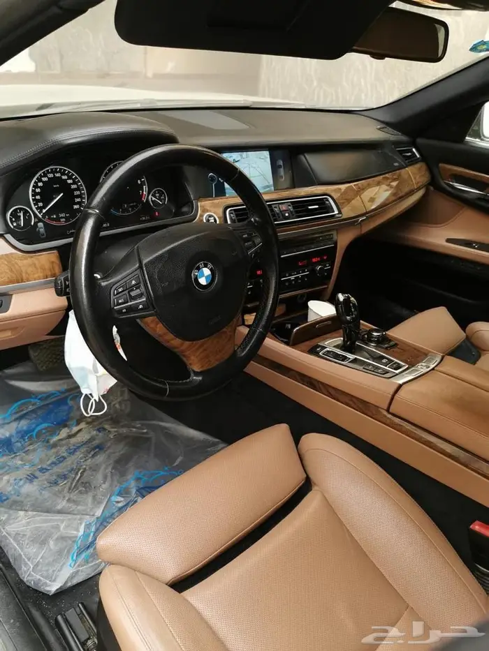 بي ام دبليو 2011 750 فل 6