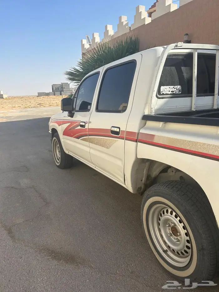 للبيع هايلوكس 2001 غمارتين GL 6