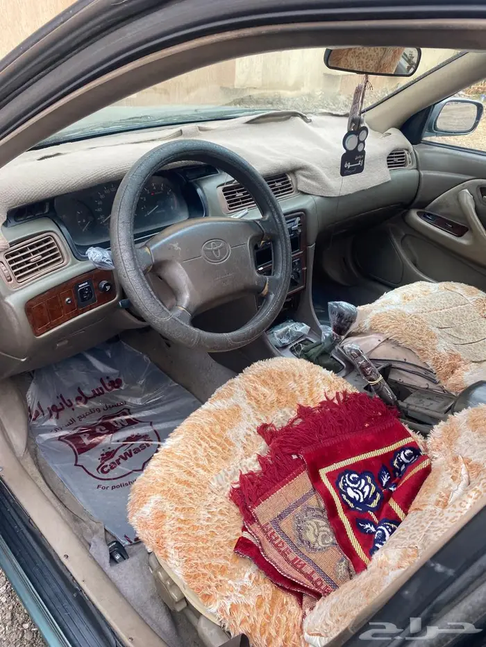 للبيع كامري 2002 3