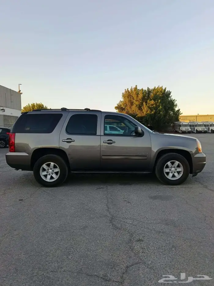 جي ام سي يوكن 2012 3