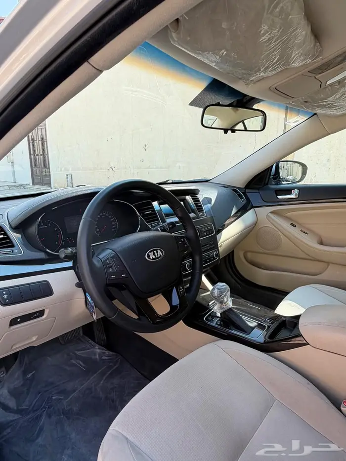 للبيع كيا كادينزا 2014 10