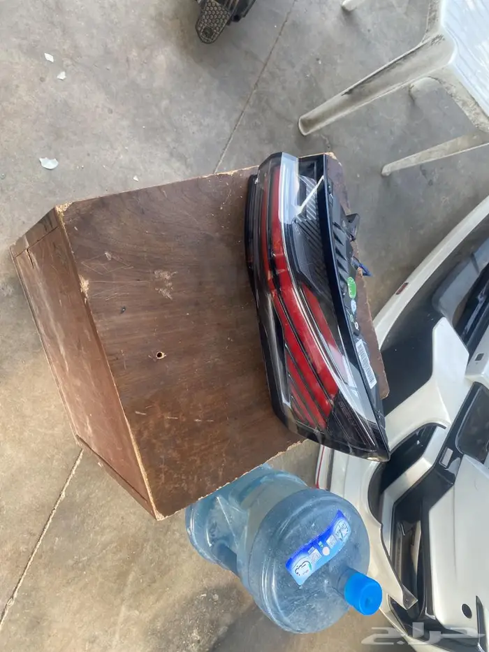 اصطب خلفي يمين جيلي بريفيس 2