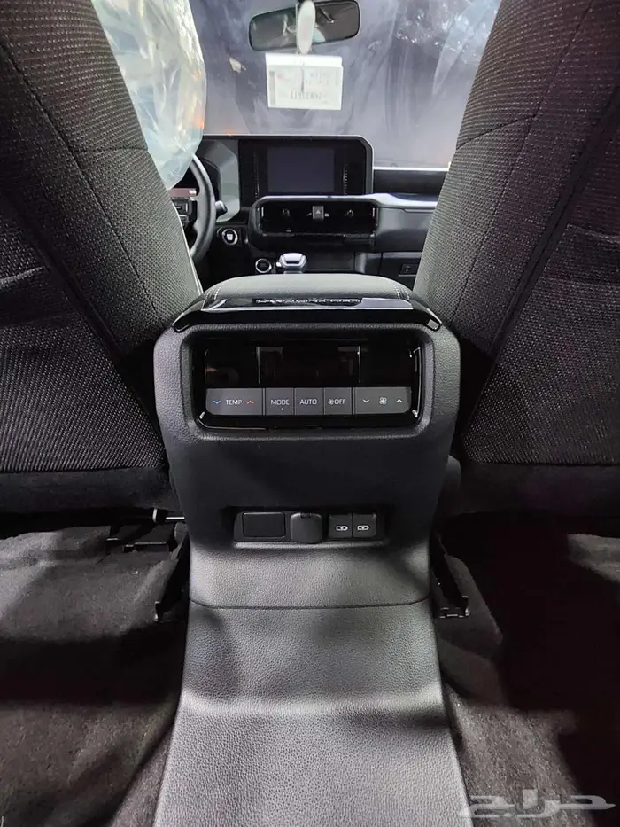 تويوتا برادو TXL1 بنزين 2025 السعر 181700 عرض خاص 13