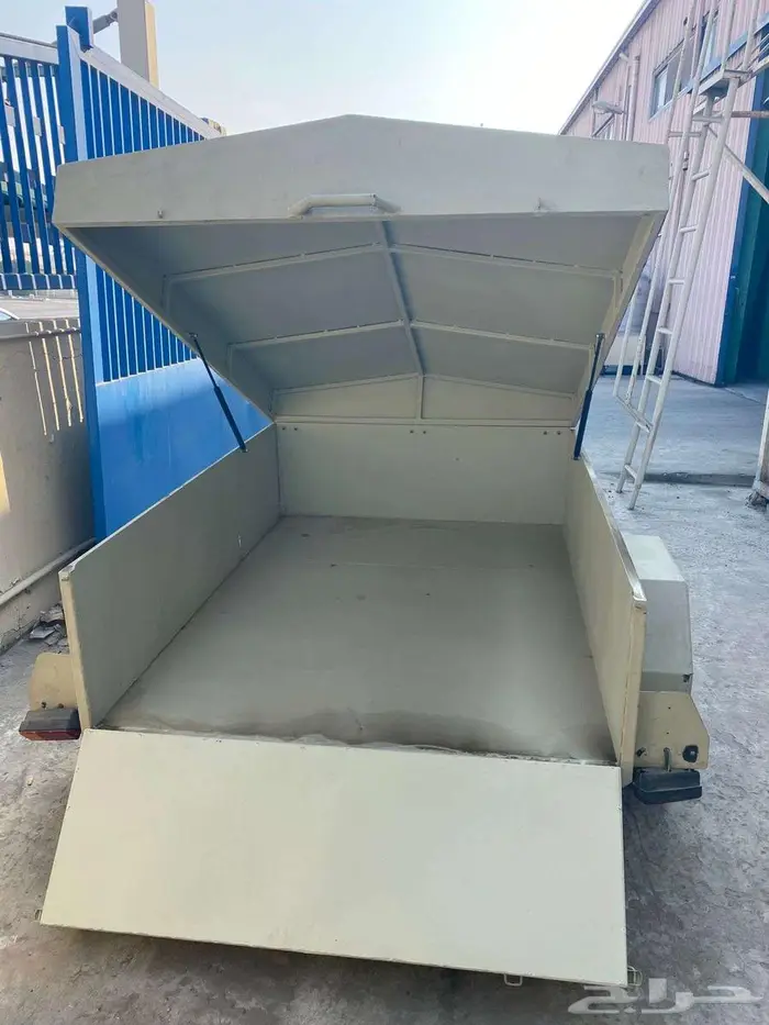 مقطور (صناعة القاضي للمظلات) 0