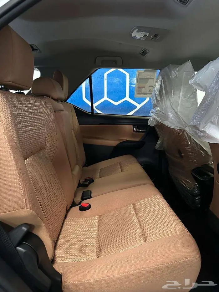 تويوتا فورتشنر بنزين GX2 4X4 2026 7