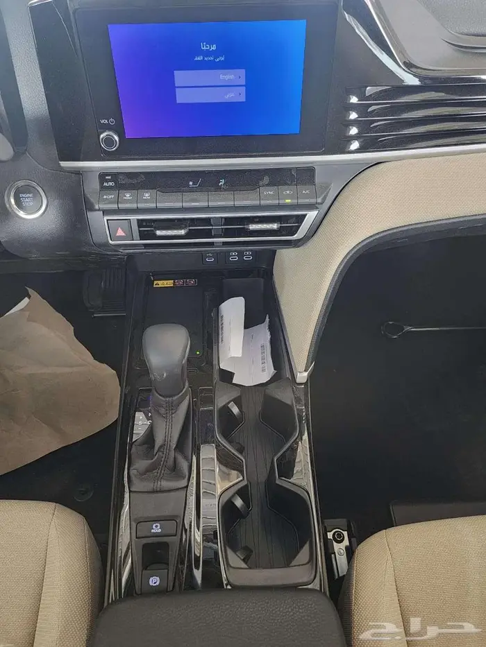 تويوتا كامري LE بنزين 2025 12