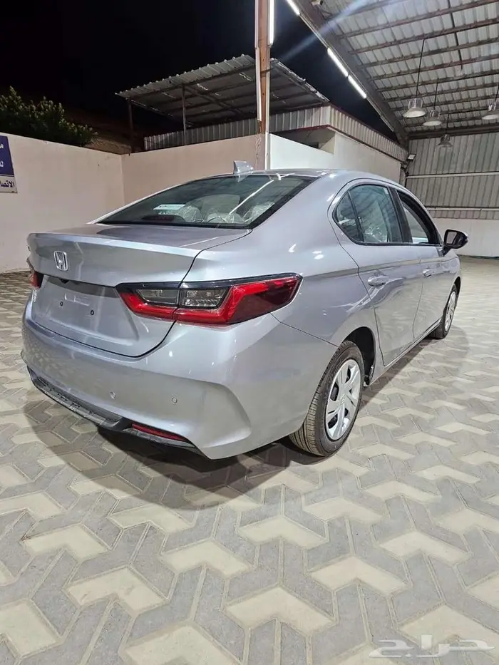 عرض هوندا سيتي DX ستاندر 1.5 موديل 2026 كاش 15