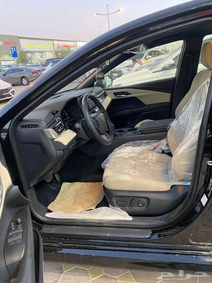 كامري ستاندر 2025 (اصفار) بصمه شاشه كاميرا 4 سلندر 7