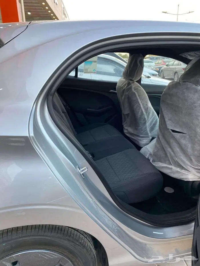 ام جي (3) 2025 اصفار سعودي 4 سلندر كاميرا شاشة 15