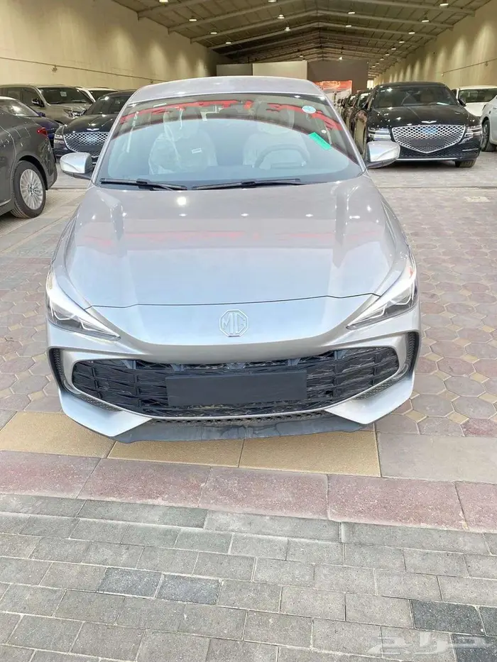 ام جي (3) 2025 اصفار سعودي 4 سلندر كاميرا شاشة 1