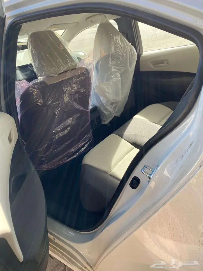 تويوتا كرولا XLI استاندر 2025 مكينة 2000cc كاش و اقساط 4