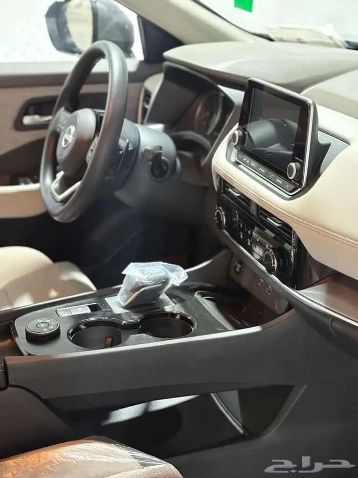 نيسان اكس تريل 2026 وارد الناغي ستاندر دبل 7 مقاعد 4