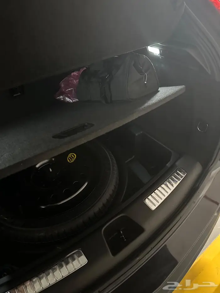 كاديلاك XT4 18