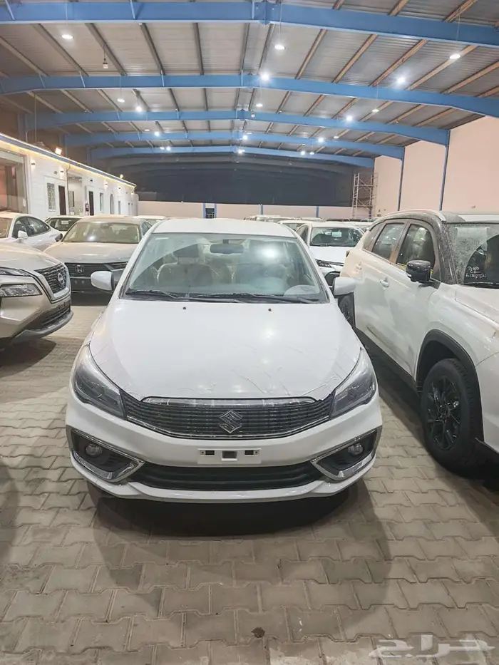 سوزوكي سياز فل للبيع كاش او اقساط برواتب من 3600 0
