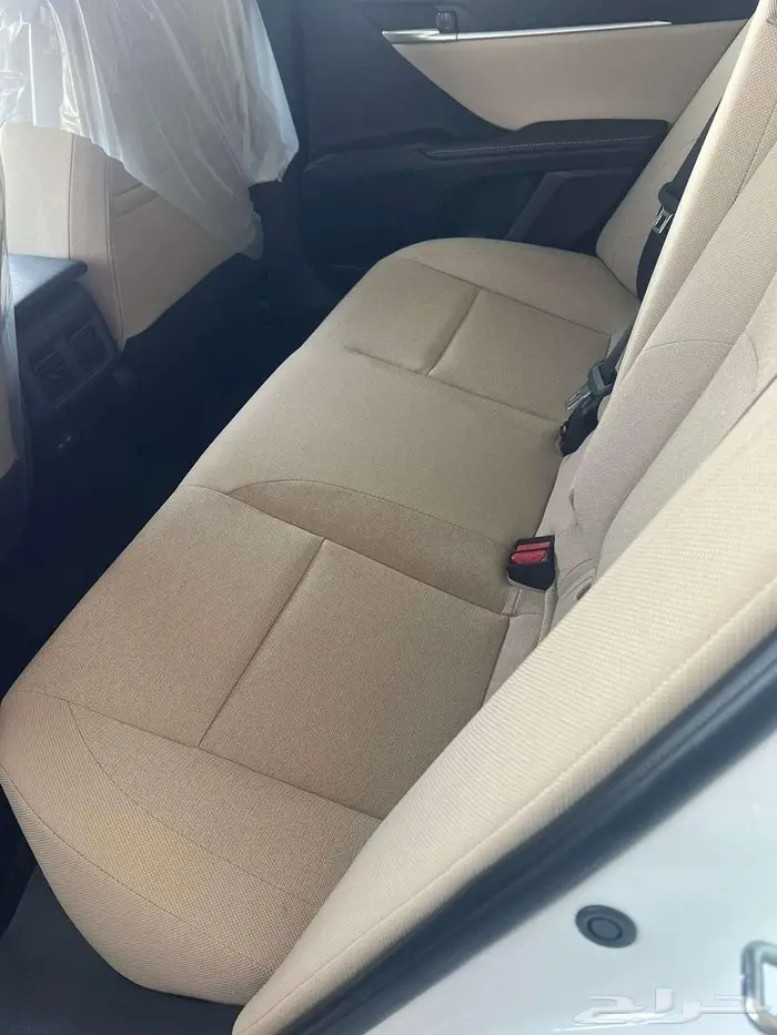 تويوتا كامرى LE بنزين موديل 2025 10