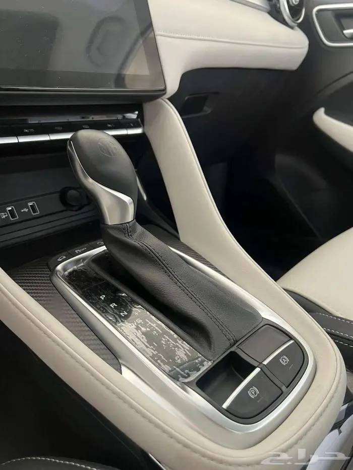 MGZS 1.3T AT LUXURY 2024 12