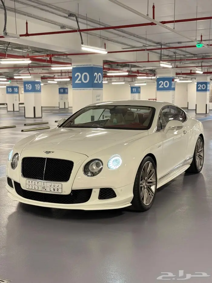 بنتلي GT 2015 0