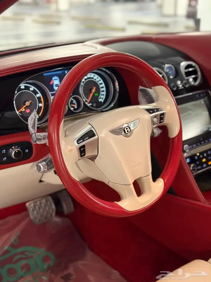 بنتلي GT 2015 19