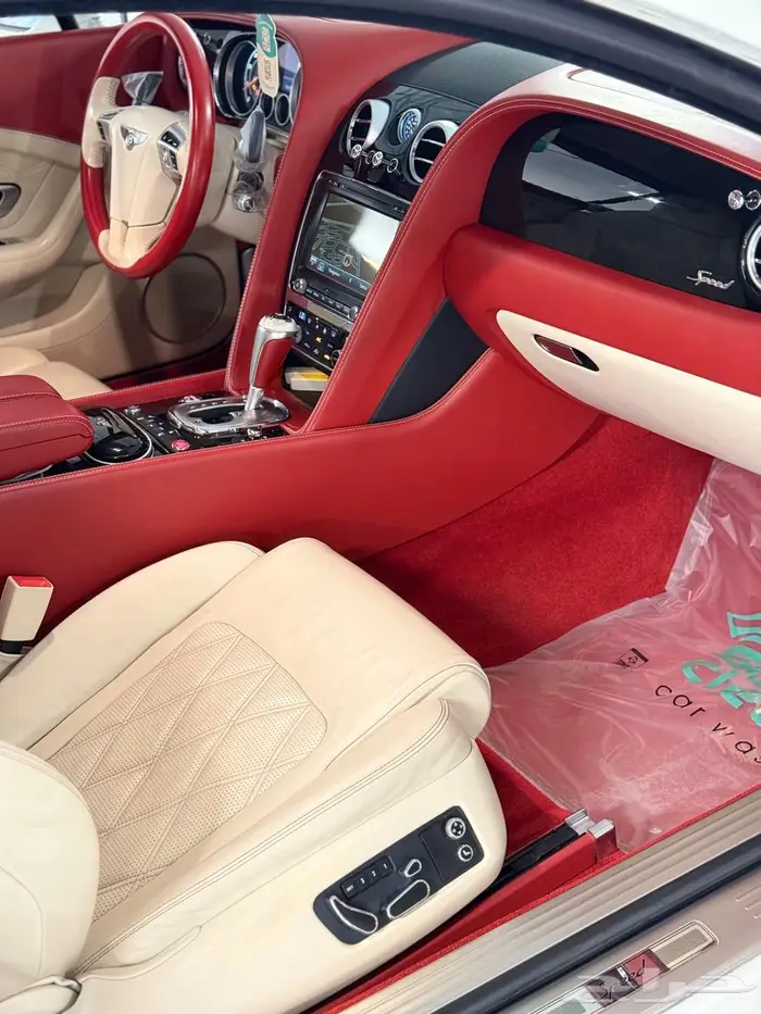 بنتلي GT 2015 30