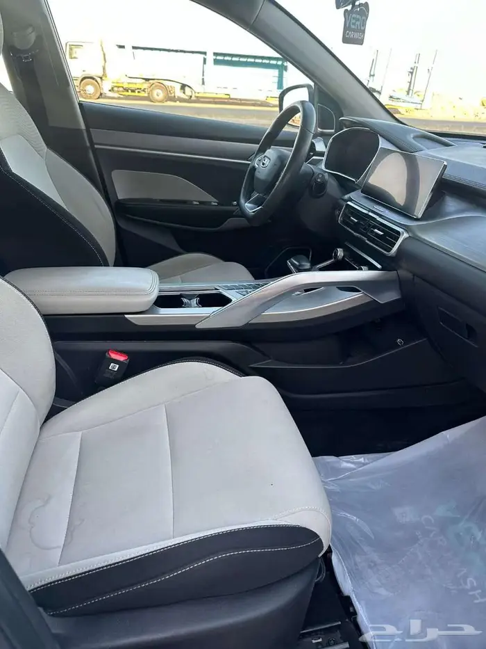 جيلي كولراي 2023 10