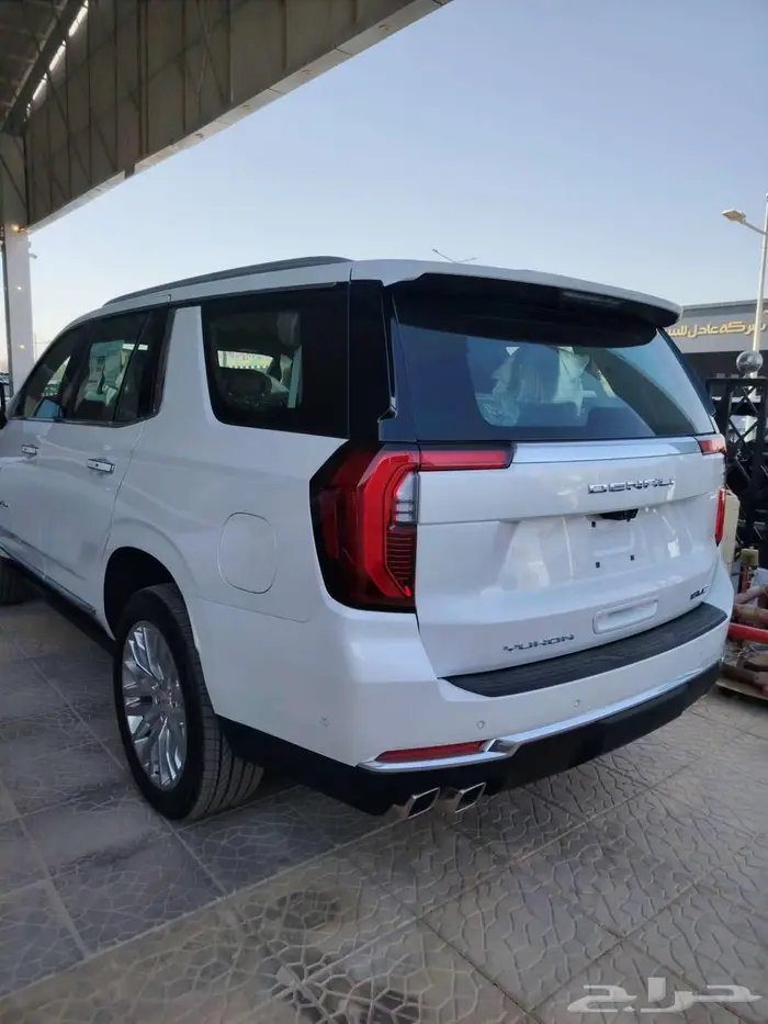جمس يوكن دينالي 2025GMCابيض خليجي فل YUKON DENALI 3