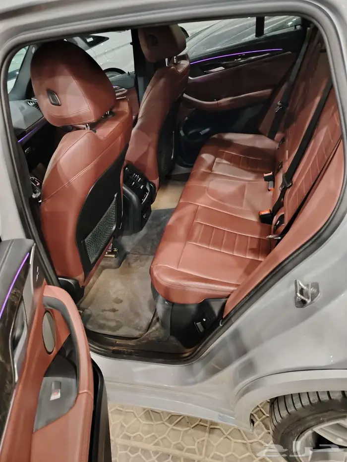 بي ام دبليو 2019 فل لون فضي BMW 22