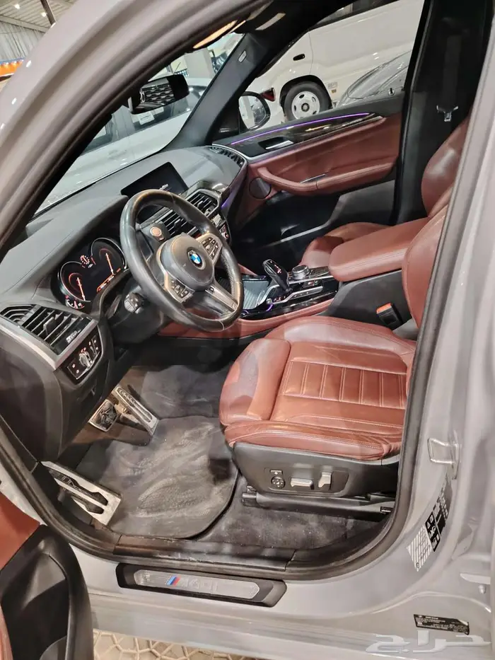 بي ام دبليو 2019 فل لون فضي BMW 17